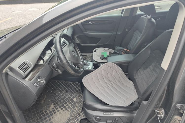 Used Volkswagen Magotan 2012 1.8TSI Prestige Model Left Front Seat