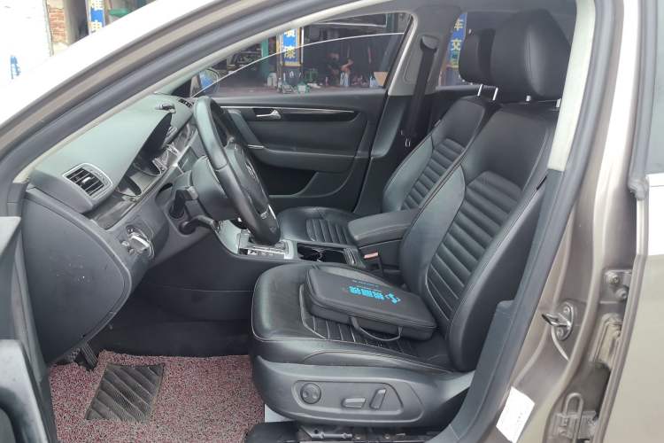 Used Volkswagen Magotan 2012 1.8TSI Luxury Model Left Front Seat