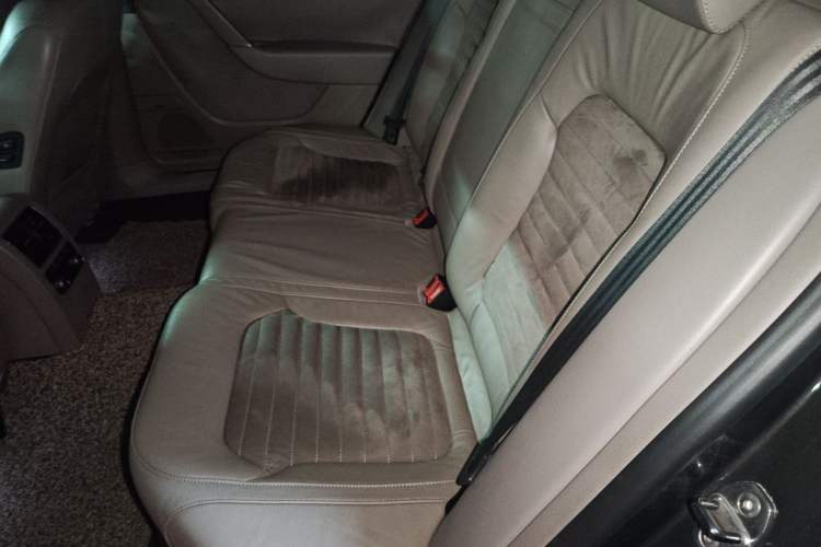 Used Volkswagen Magotan 2012 Facelift 1.8TSI Prestige Model Left Rear Seat
