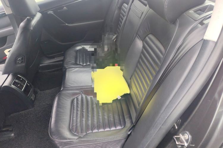 Used Volkswagen Magotan 2012 1.8TSI Luxury Model Left Rear Seat