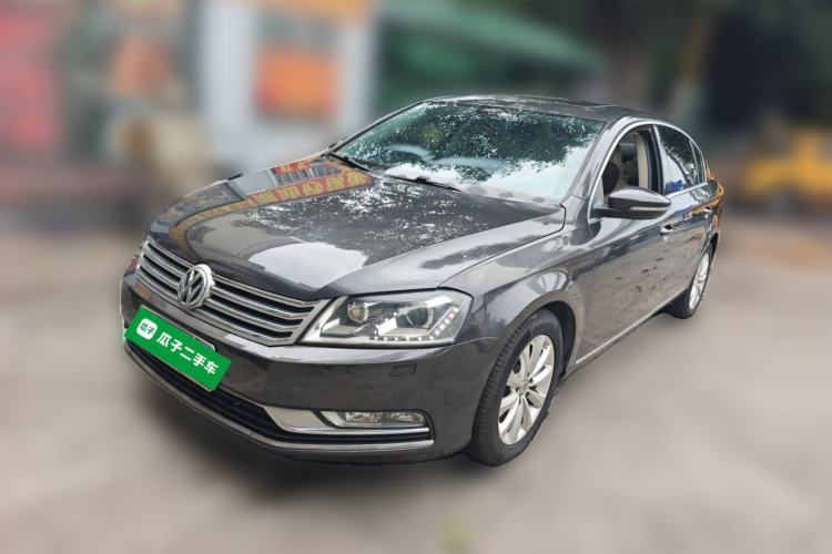 Used Volkswagen Magotan 2012 1.8TSI Luxury Model Guazi used car, China used car export, Used car for sale, Used  cars, Cheapest cars for sale