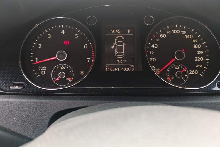 Used Volkswagen Magotan 2012 Revised 1.8TSI Luxury Version Odometer Close Up