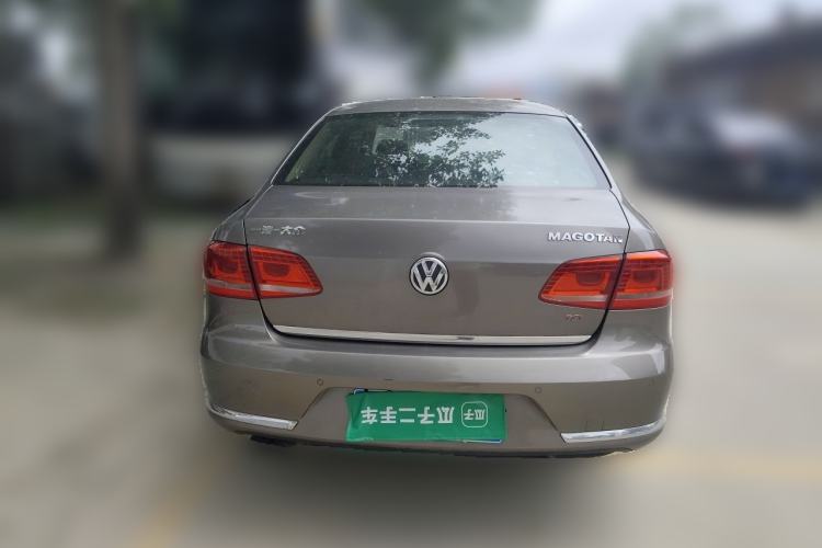 Used Volkswagen Magotan 2012 Facelift 2.0 TSI Prestige Model Rear