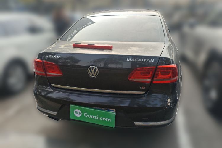 Used Volkswagen Magotan 2012 Revised 1.8TSI Luxury Version Rear