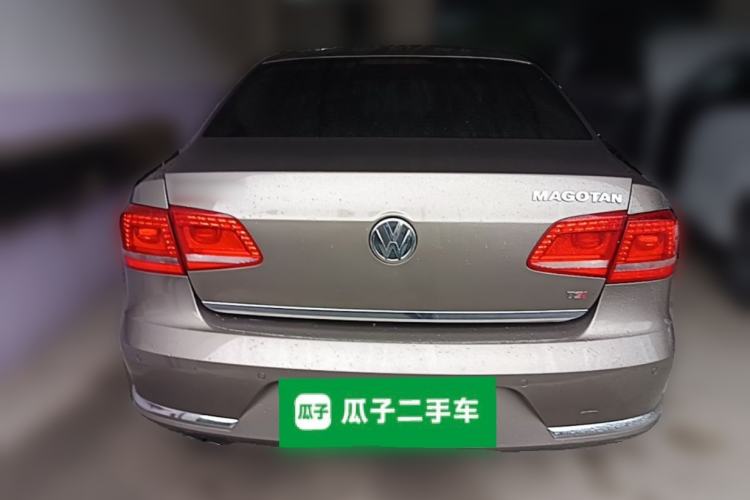Used Volkswagen Magotan 2012 Revised 1.8TSI Luxury Version Rear