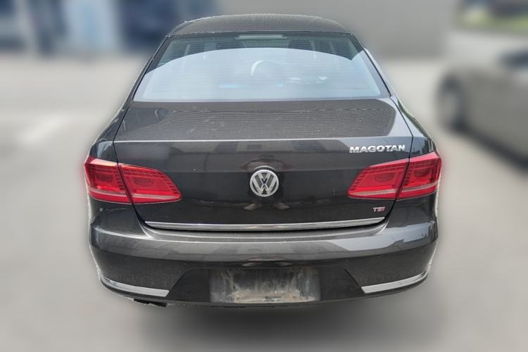 Used Volkswagen Magotan 2012 1.8TSI Prestige Model Rear
