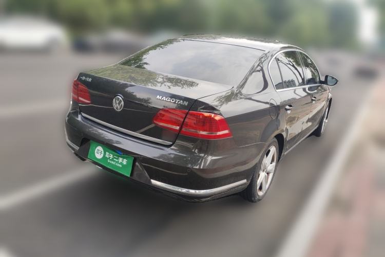 Used Volkswagen Magotan 2012 2.0 TSI Ultimate Edition Rear Right 45 Deg