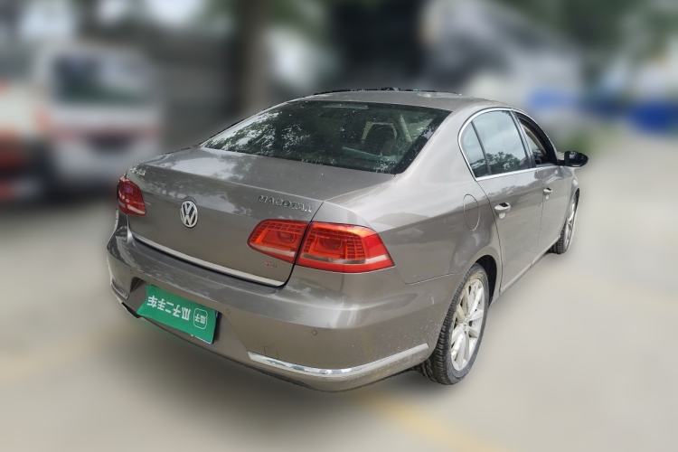 Used Volkswagen Magotan 2012 Facelift 2.0 TSI Prestige Model Rear Right 45 Deg