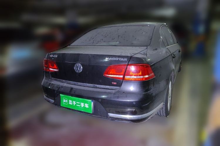 Used Volkswagen Magotan 2012 Facelift 2.0 TSI Prestige Model Rear Right 45 Deg
