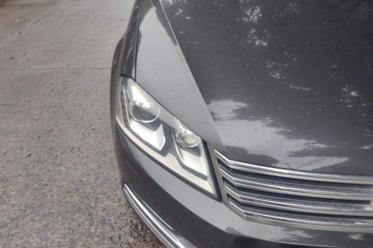 Used Volkswagen Magotan 2012 Revised 1.8TSI Luxury Version Right Front Headlight
