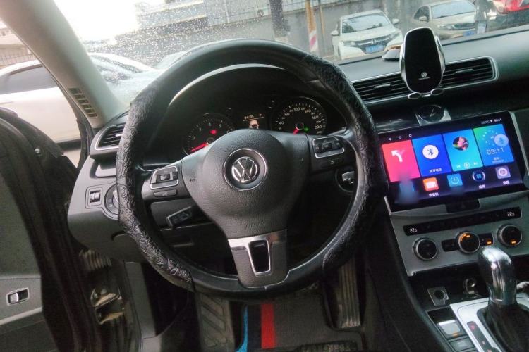 Used Volkswagen Magotan 2012 1.8TSI Luxury Model Steering Wheel