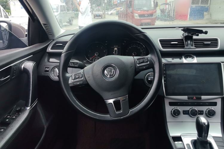 Used Volkswagen Magotan 2012 1.8TSI Luxury Model Steering Wheel