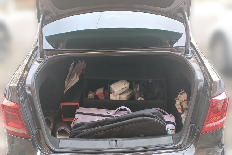 Used Volkswagen Magotan 2012 2.0 TSI Ultimate Edition Trunk