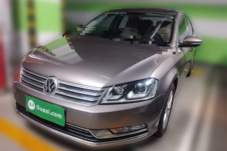 Used Volkswagen Magotan 2012 1.8TSI Luxury Model Guazi used car, China used car export, Used car for sale, Used  cars, Cheapest cars for sale
