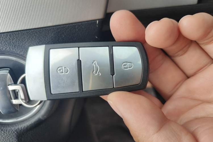 Used Volkswagen Magotan 2012 1.8TSI Prestige Model Vehicle Key