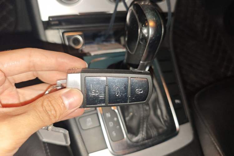 Used Volkswagen Magotan 2012 Revised 1.8TSI Luxury Version Vehicle Key