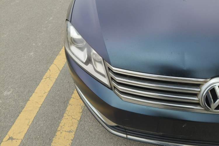 Used Volkswagen Magotan 2012 Revised Version 2.0 TSI Luxury Edition Right Front Headlight