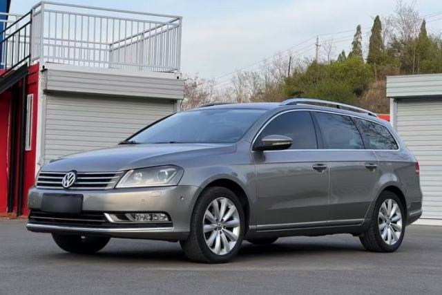 Used Volkswagen Magotan 2012 Travel Edition 2.0 TSI Luxury Version