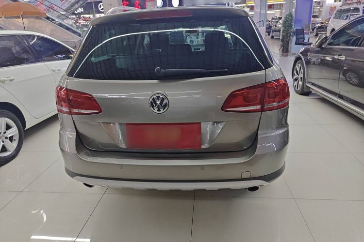 Used Volkswagen Magotan 2012 Travel Edition 2.0 TSI 4x4 Comfort Version Exterior 4