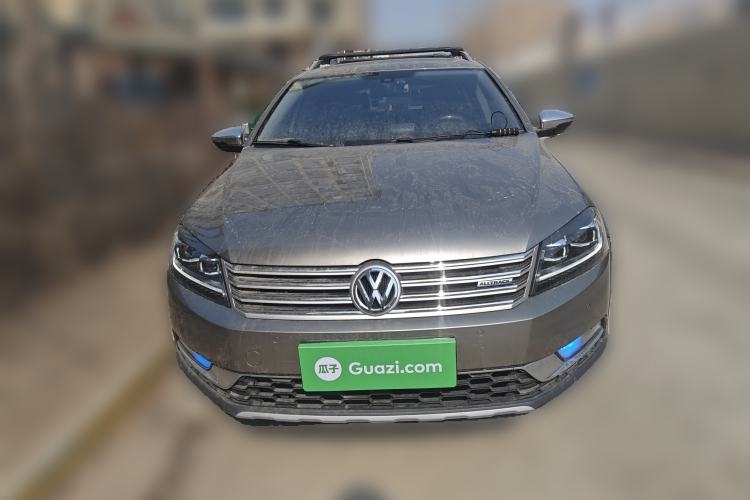 Used Volkswagen Magotan 2012 Travel Edition 2.0 TSI 4x4 Comfort Version Front