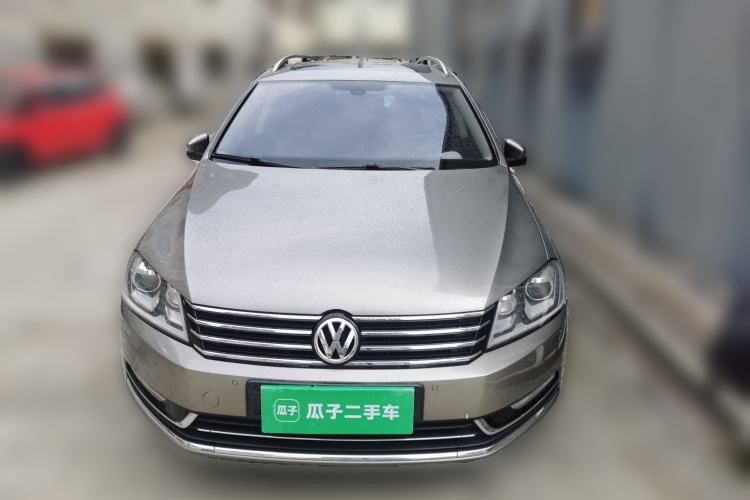 Used Volkswagen Magotan 2012 Travel Edition 2.0 TSI Luxury Version Front