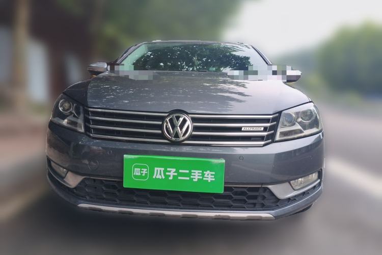 Used Volkswagen Magotan 2012 Travel Edition 2.0 TSI 4x4 Comfort Version Front