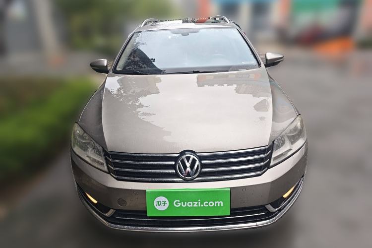 Used Volkswagen Magotan 2012 Travel Edition 2.0 TSI Comfort Version Front