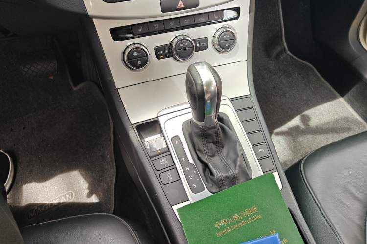 Used Volkswagen Magotan 2012 1.8TSI Luxury Model Gear Lever