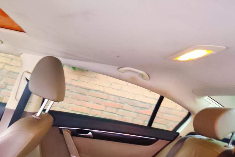 Used Volkswagen Magotan 2012 1.8TSI Prestige Model Headliner