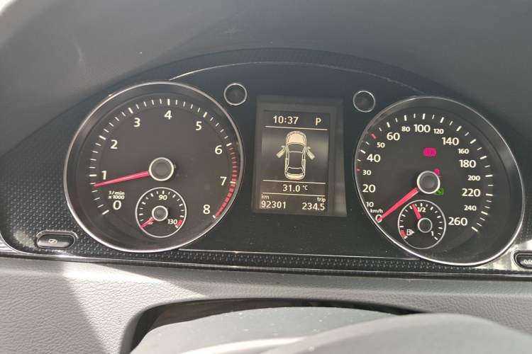 Used Volkswagen Magotan 2012 1.8TSI Luxury Model Instrument Cluster