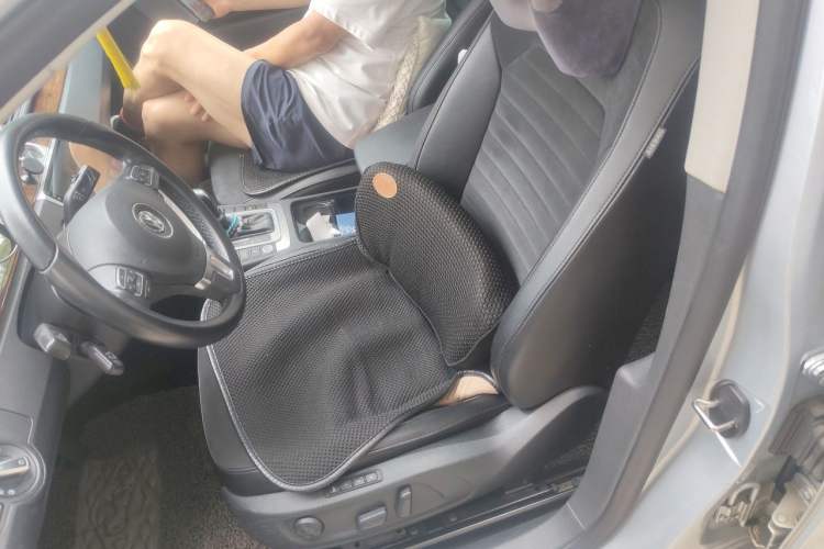 Used Volkswagen Magotan 2012 Travel Edition 2.0 TSI Comfort Version Left Front Seat