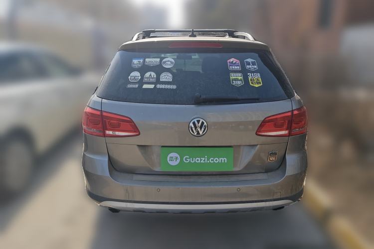 Used Volkswagen Magotan 2012 Travel Edition 2.0 TSI 4x4 Comfort Version Rear