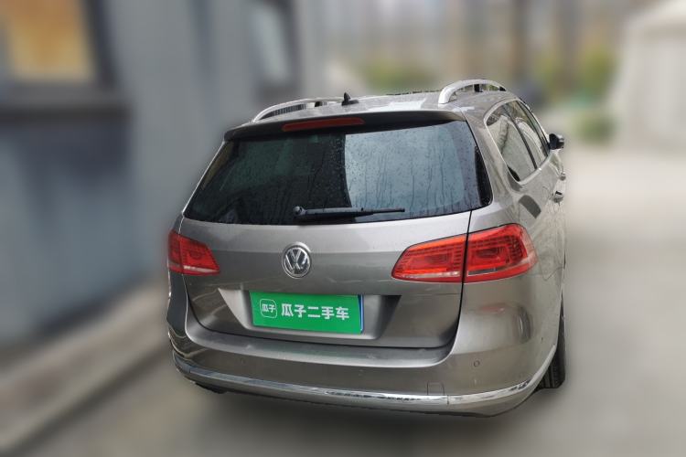 Used Volkswagen Magotan 2012 Travel Edition 2.0 TSI Luxury Version Rear