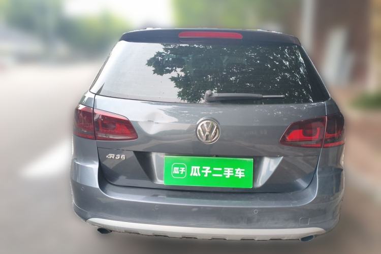 Used Volkswagen Magotan 2012 Travel Edition 2.0 TSI 4x4 Comfort Version Rear