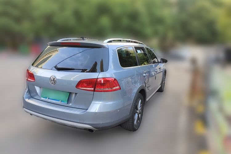Used Volkswagen Magotan 2012 Travel Edition 2.0 TSI Four-Wheel Drive Luxury Version Rear Right 45 Deg