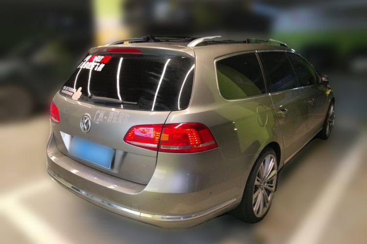 Used Volkswagen Magotan 2012 Travel Edition 2.0 TSI Luxury Version Rear Right 45 Deg