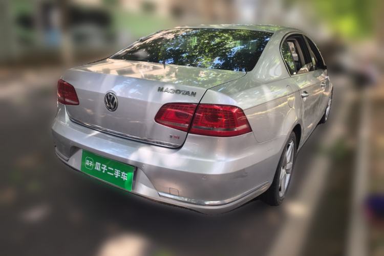 Used Volkswagen Magotan 2012 2.0 TSI Ultimate Edition Rear Right 45 Deg