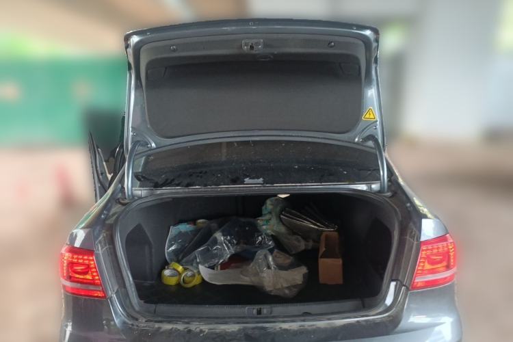 Used Volkswagen Magotan 2012 2.0 TSI Ultimate Edition Trunk