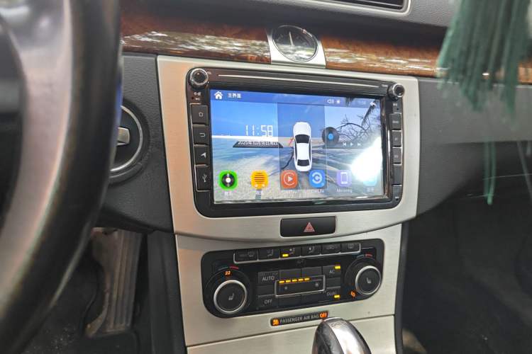 Used Volkswagen Magotan 2012 Travel Edition 2.0 TSI Luxury Version Audio And AC Panel