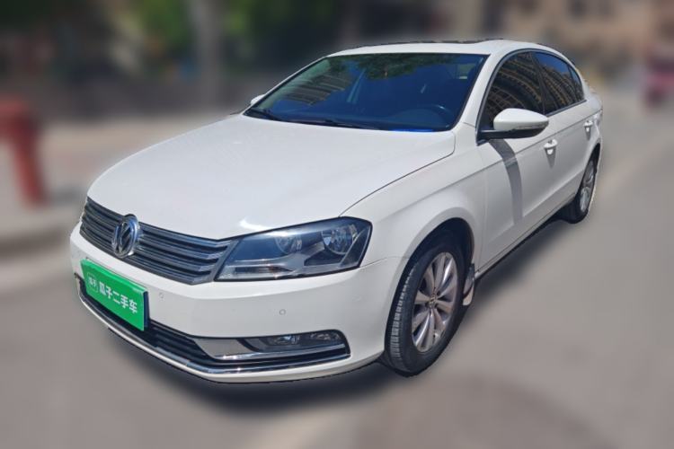 Used Volkswagen Magotan 2012 Revised Version 1.8TSI Leading Edition Guazi used car, China used car export, Used car for sale, Used  cars, Cheapest cars for sale