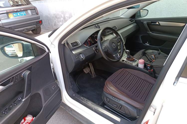 Used Volkswagen Magotan 2012 Travel Edition 2.0 TSI 4x4 Comfort Version Driver Seat