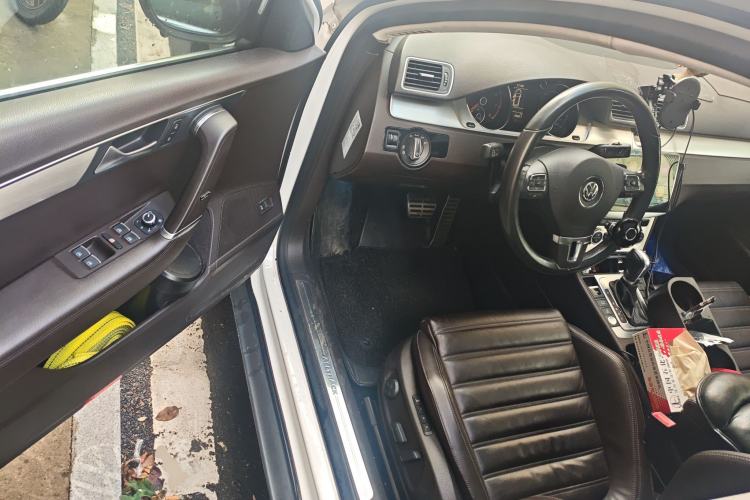 Used Volkswagen Magotan 2012 Travel Edition 2.0 TSI Four-Wheel Drive Luxury Version Driver Seat