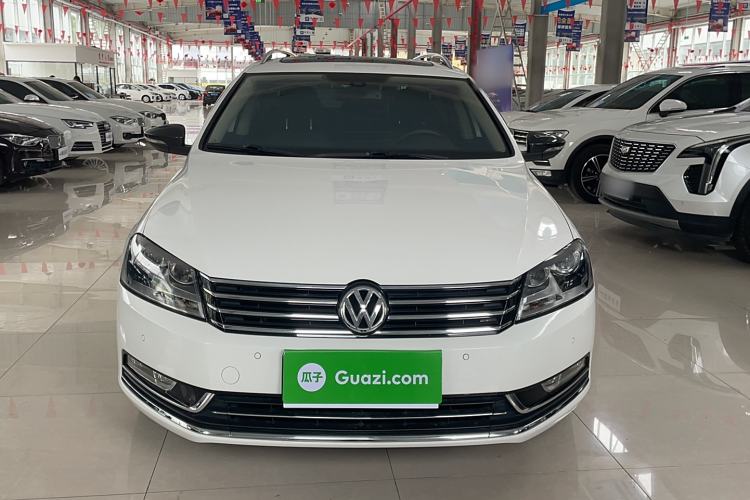 Used Volkswagen Magotan 2012 Travel Edition 2.0 TSI Comfort Version Exterior 1