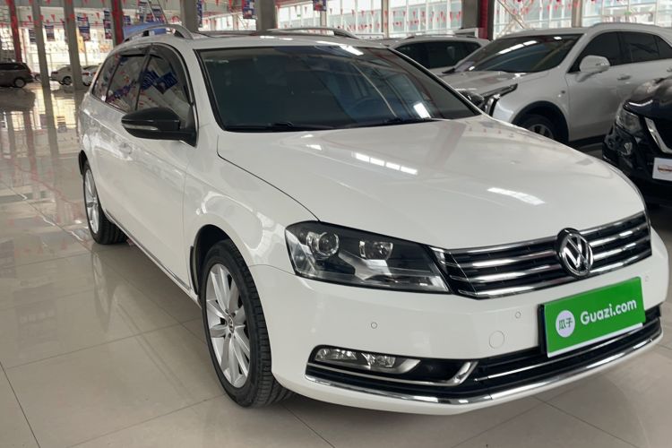 Used Volkswagen Magotan 2012 Travel Edition 2.0 TSI Comfort Version Exterior 2
