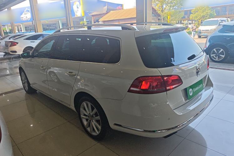 Used Volkswagen Magotan 2012 Travel Edition 2.0 TSI Comfort Version Exterior 3