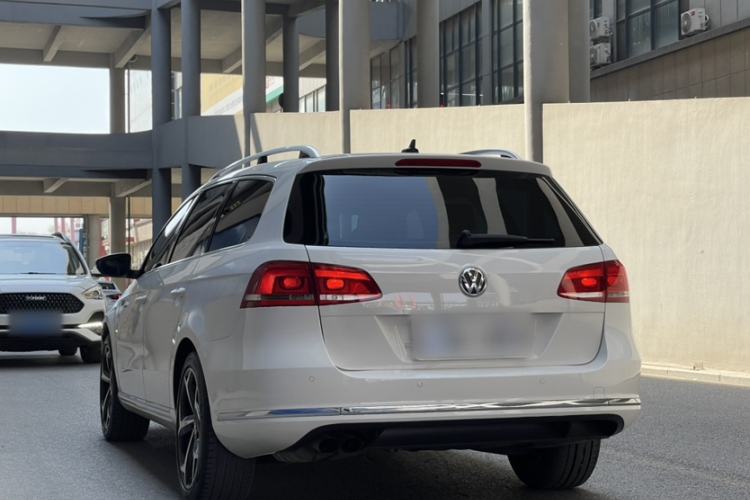 Used Volkswagen Magotan 2012 Travel Edition 2.0 TSI Comfort Version Exterior 3