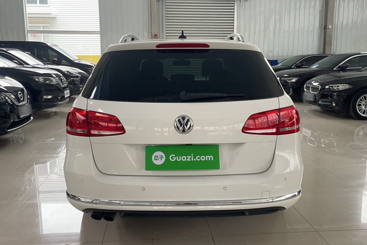 Used Volkswagen Magotan 2012 Travel Edition 2.0 TSI Comfort Version Exterior 4