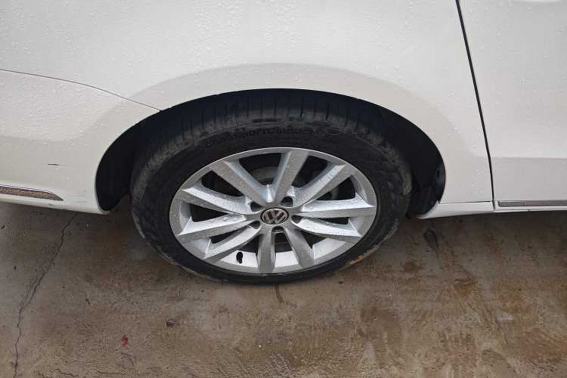 Used Volkswagen Magotan 2012 Travel Edition 2.0 TSI Comfort Version Exterior 5