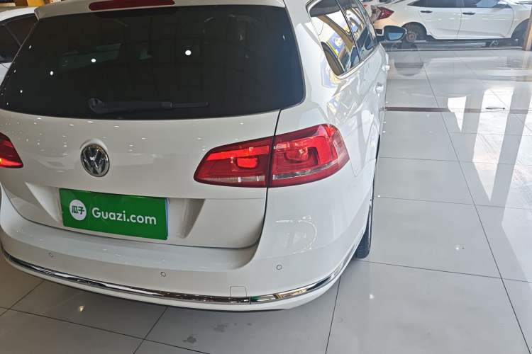 Used Volkswagen Magotan 2012 Travel Edition 2.0 TSI Comfort Version Exterior 6