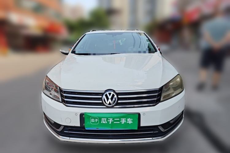 Used Volkswagen Magotan 2012 Travel Edition 2.0 TSI Comfort Version Front